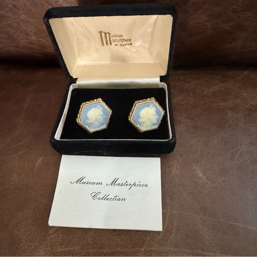 Museum Masterpiece by Dante Vintage Light Blue Apollo Cameo Style Cuff Links